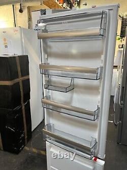 AEG SCE818F6TS 70/30 Frost Free Integrated Fridge Freezer