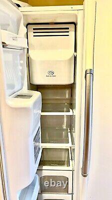 American Style Double Door Fridge Freezer With Ice maker And Cold Water