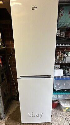 Beko CSG3582W Fridge Freezer White Large