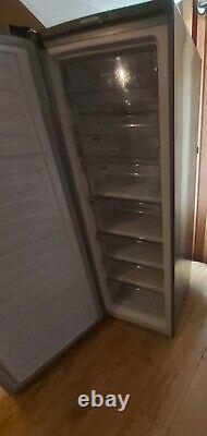 Beko Upright freezer Silver