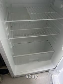 Beko White Freestanding Top-Freezer Fridge Freezer 2 Door Manual Defrost