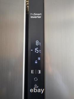 Beko double-door fridge in excellent condition. One side is the freezer (185 L)