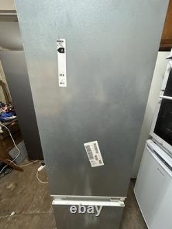 Bosch Integrated 70/30 Fridge Freezer kiv38v01gb