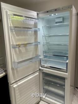 Bosch KGE49AWCAG 60/40 Fridge Freezer Freestanding 302/117l White