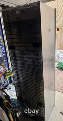 Bosch KIN85NSE0G Fridge Freezer Fully Integrated 50/50 Split Frost Free