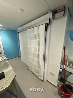 Coldroom doors Fridge Or Freezer sliding doors Any Size Any Specification