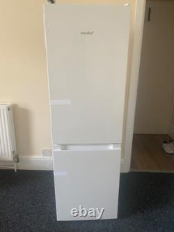 Comfee 174 L Low Frost Fridge Freezer With Reversible Door In White RCB169WH2