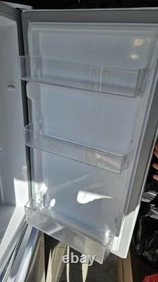 Comfee' Freestanding Fridge Freezer 174l With Reversible Door Hinge