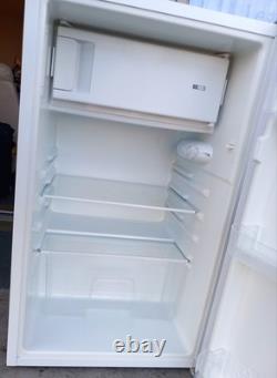 Currys Essentials Under Counter Fridge CUR50W12 86L White Single Door Freezer