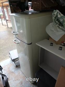 ElectriQ 204 L 80/20 Retro Fridge Freezer Cream. Adjustable Shelves
