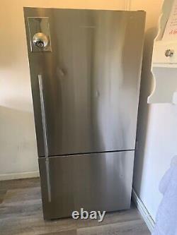 Fisher paykel fridge freezer