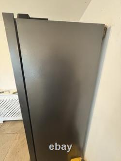 Grundig American Style Fridge Freezer Graphite