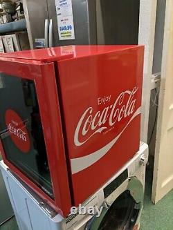 HUSKY Coca Cola Tabletop Mini Drinks Beer Cooler/Fridge Glass Door HU255 Red