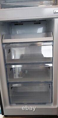 Hisense RB327N4WC1 251L Freestanding Fridge Freezer Silver