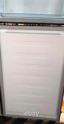 Hisense RB327N4WC1 251L Freestanding Fridge Freezer Silver