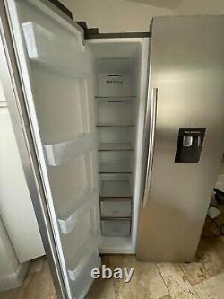 Hisense american style fridge freezer