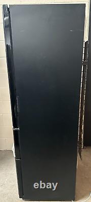 Hotpoint American Style Fridge Freezer FFU4D. 1K Black