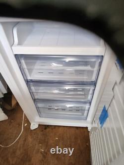 Indesit Low Frost Integrated Fridge Freezer White E IB 150502 D UK Ex-Display