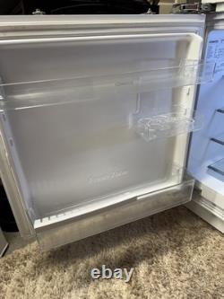 Kenwood KIL60W23 Integrated Fridge freezer LED Light, Reversible Door