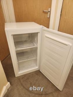 Logik Freestanding Upright Undercounter Freezer White 1 Door Manual Defrost