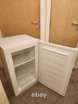 Logik Freestanding Upright Undercounter Freezer White 1 Door Manual Defrost