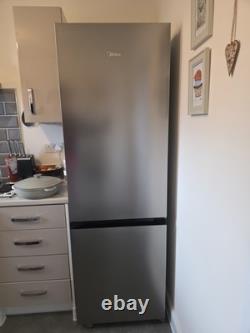 Midea MDRB548MIC46 Freestanding Fridge Freezer, No Frost (Damaged Door)