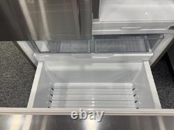 NEW UNUSED Fisher & Paykel RF610ADJX6 Fridge Freezer Freestanding BR2317