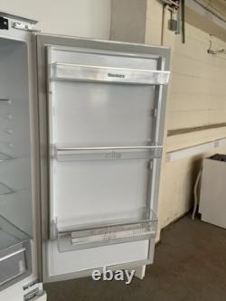 New Graded Beko Integrated 7030 Frost Free Combi Fridge Freezer RRP H52