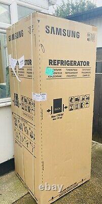 SAMSUNG RL4363SBASL/EU 70/30 Fridge Freezer-1, Selling at £670