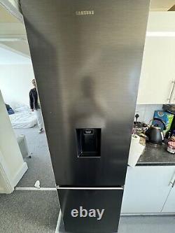 SAMSUNG Series 6 SpaceMax RB38T636DB1/EU Smart 70/30 Fridge Freezer