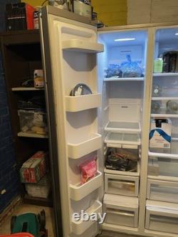 Samsung American Fridge Freezer Non Plumbed Grey