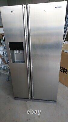 Samsung American Fridge Freezer with water despenser