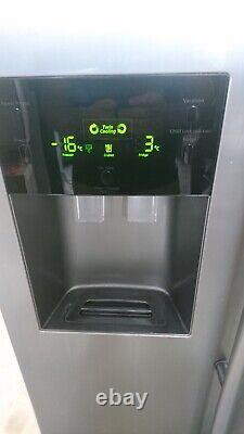 Samsung American Fridge Freezer with water despenser