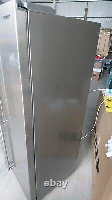 Samsung American Fridge Freezer with water despenser