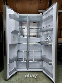 Samsung RS8000 Family Hub Side-By-Side 614 L Smart Fridge Freezer Silver