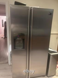 Samsung RSG5UUMH refrigerator-freezer I've Maker And Chilled Water Dispenser