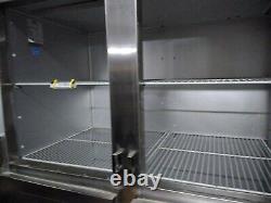 Traulsen Commercial Freezer / G22000 Series / GREAT CONDITION! 4 door