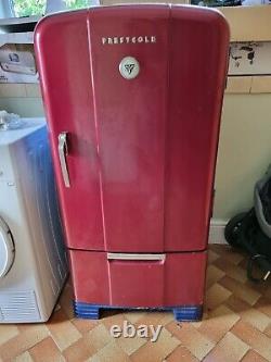 Vintage retro prestcold 1957 fridge ice box fridge freezer full size