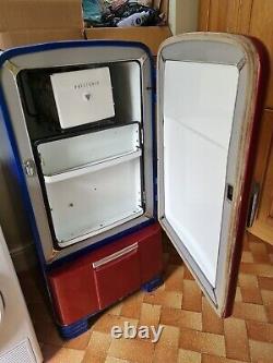 Vintage retro prestcold 1957 fridge ice box fridge freezer full size