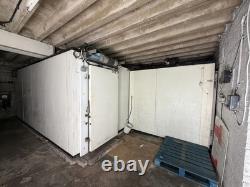 Walk-In Cold Room/Freezer Commercial Refrigeration Unit with Panels, Fans, Door