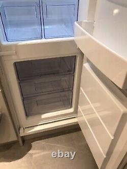 ZANUSSI INTEGRATED 70/30 SPLIT FRIDGE FREEZER ZBBW8441SV A+ energy rating