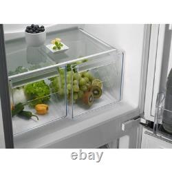 Zanussi Low Frost Integrated Fridge Freezer 70/30 White ZNFN18ES3