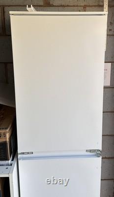 Zanussi ZNFN18FS5 E2201. Integrated 50/50. Built-In Fridge & Freezer