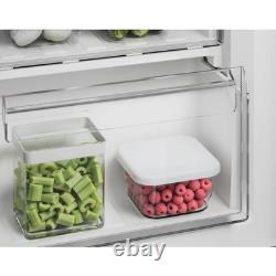 AEG OSC3S181ES Réfrigérateur Congélateur Intégré 70/30 Blanc Étiquette Énergétique E 54 cm