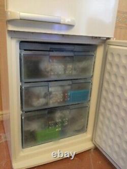Bosch Réfrigérateur Congélateur Sans Gel Kgu34125gb En État De Fonctionnement Complet