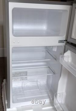 Cookology Réfrigérateur-congélateur argent UCFF87SL 47 cm pose libre sous plan 2 portes