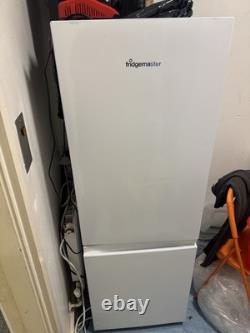Fridgemaster blanc réfrigérateur-congélateur autonome à congélateur inférieur, 2 portes, Wi-Fi