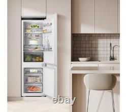 Hisense RB3B250SAWE 70/30 54 cm réfrigérateur-congélateur encastrable 70/30 blanc E