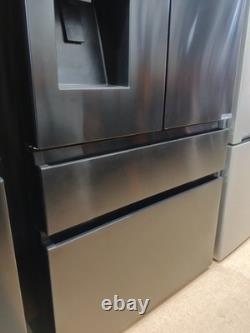 Hisense RF728N4SBFE Réfrigérateur-congélateur américain à portes françaises 560 L avec distributeur de glace et d’eau