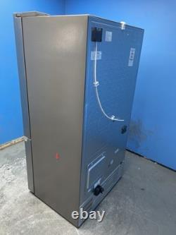 Hisense RF815N4SESE Réfrigérateur-congélateur à portes françaises 634 litres en inox 58065